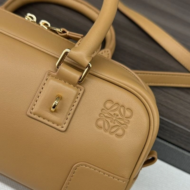 Loewe Top Handle Bags Supportive 61358