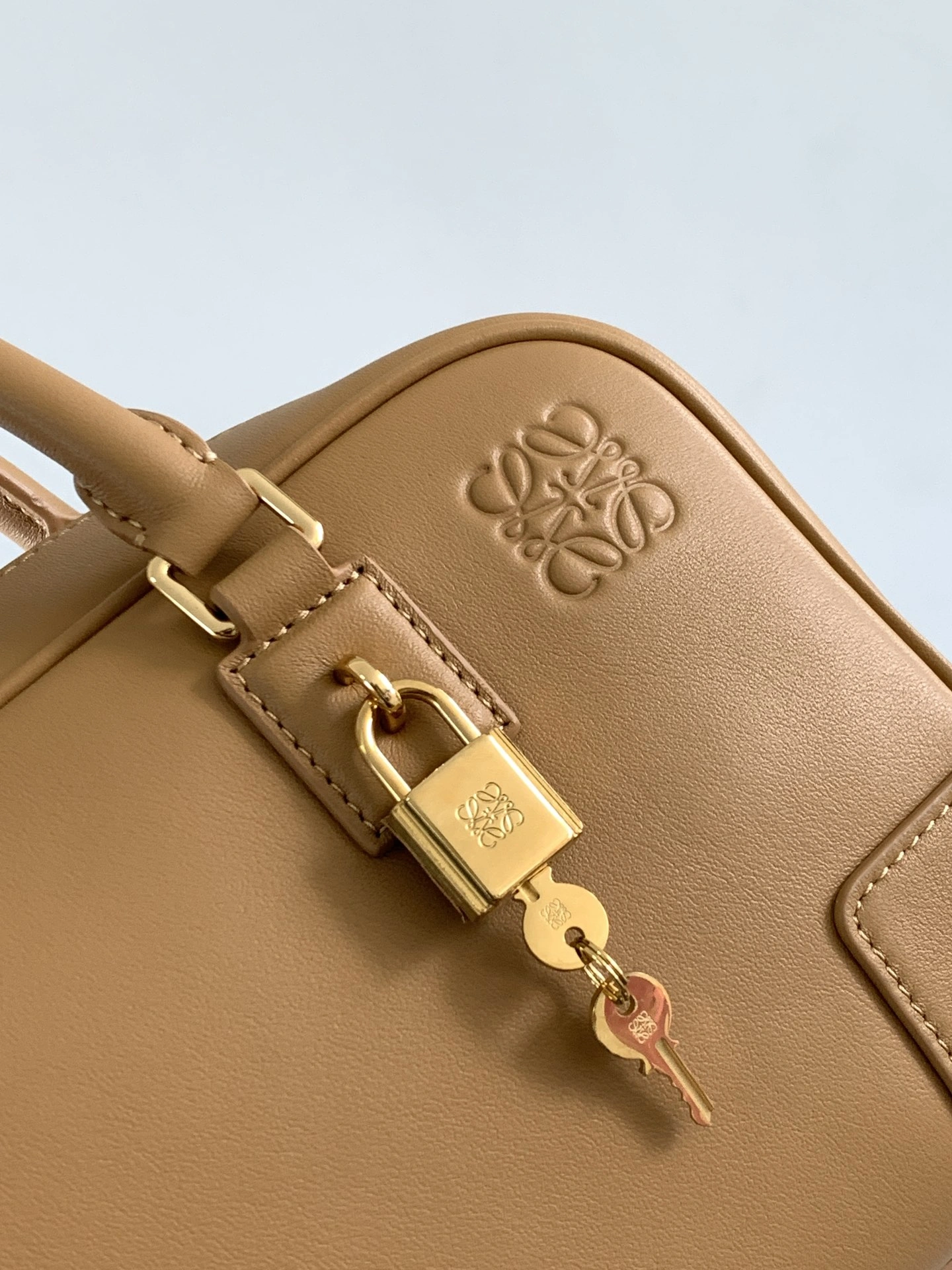 Loewe Top Handle Bags EasyMatch 71844