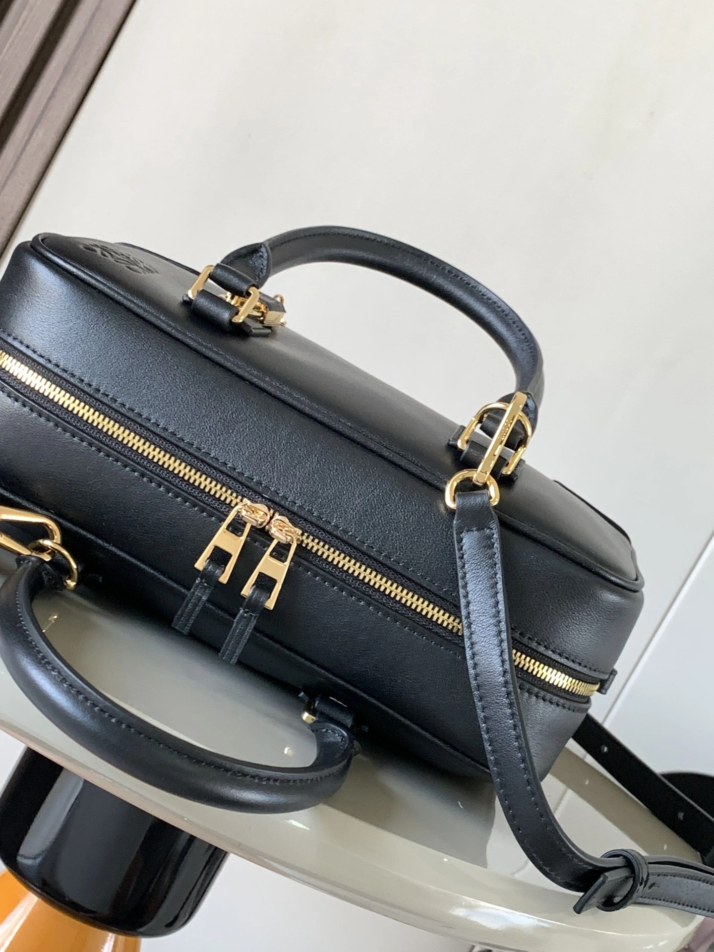 StreetReady Loewe Top Handle Bags 71845