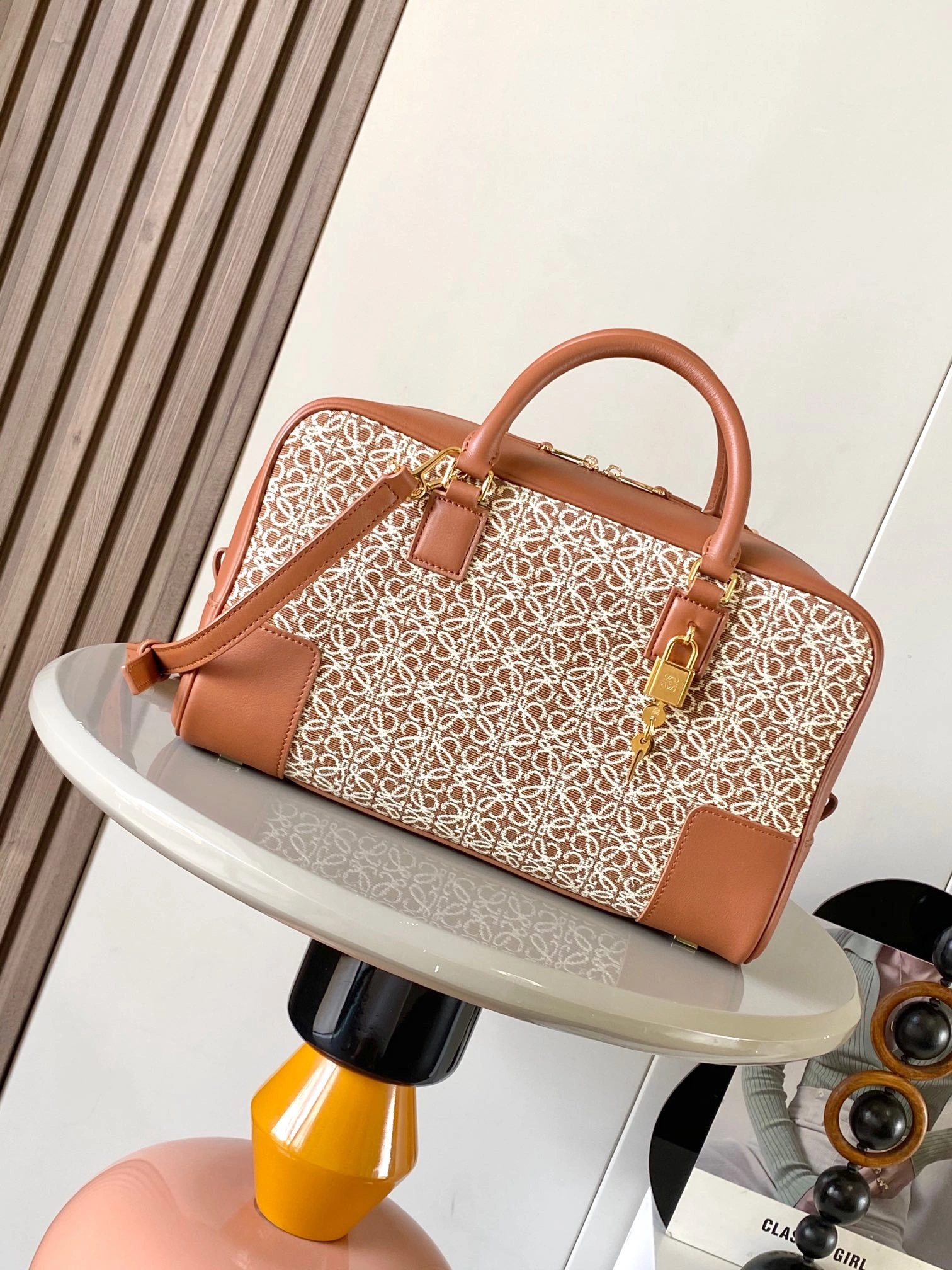 UrbanStyle Loewe Top Handle Bags 71835