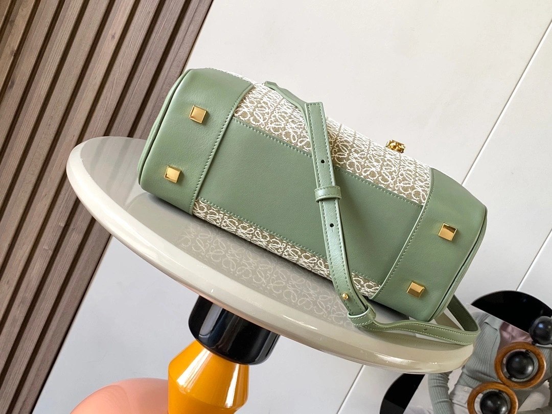 Loewe Top Handle Bags Vibrant 71838