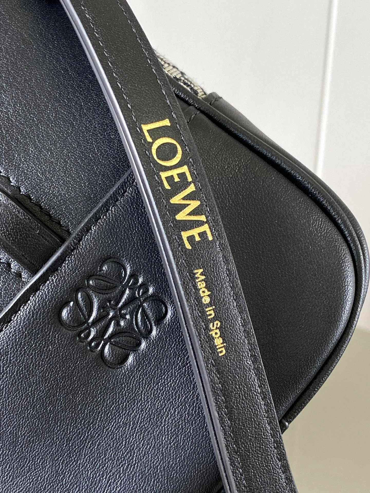 Loewe Top Handle Bags Thermal 71837