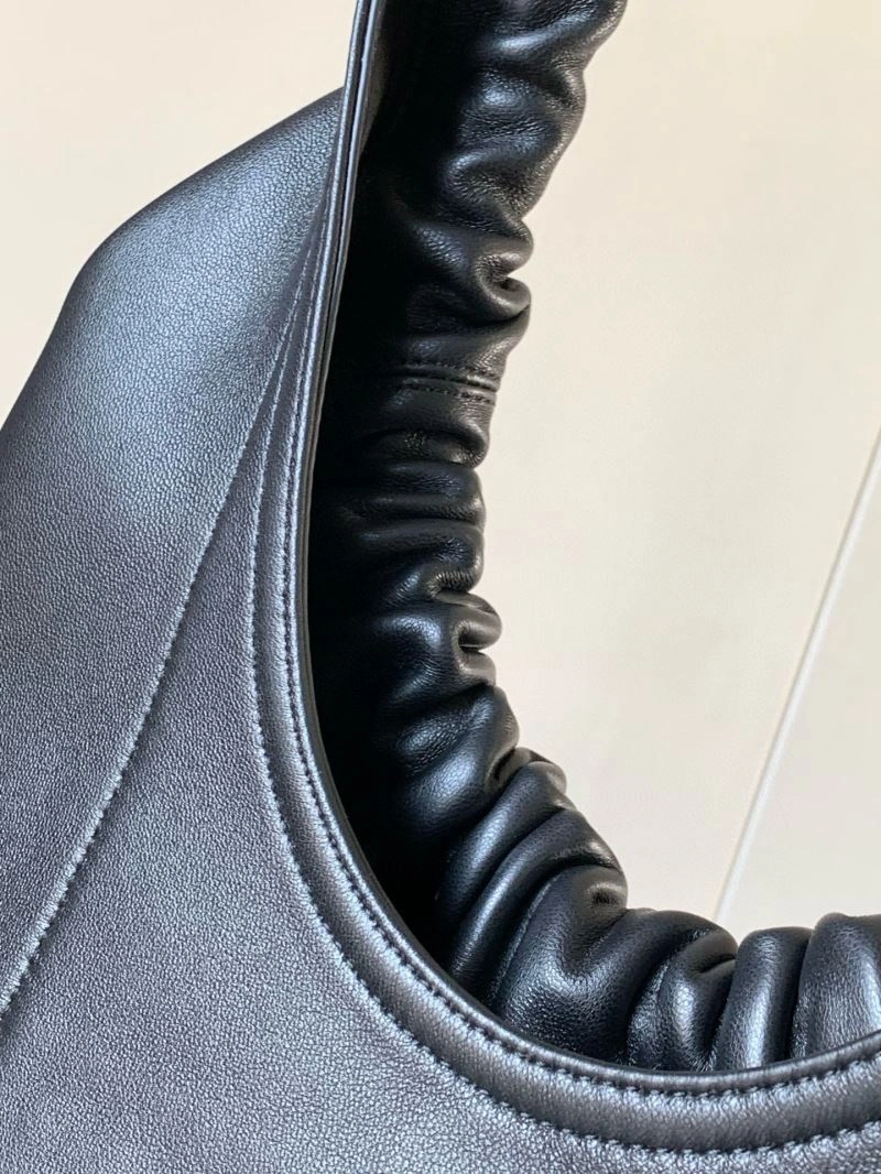 Trendsetting Loewe Top Handle Bags 61121