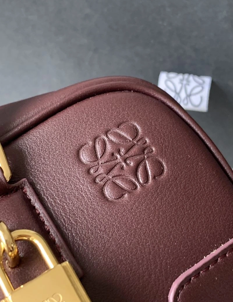 Loewe Top Handle Bags WellDesigned 61120