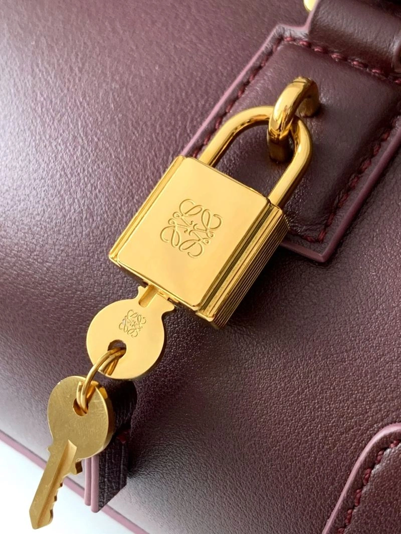 Loewe Top Handle Bags WellDesigned 61120