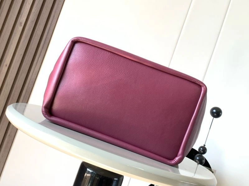 TechFriendly Loewe Top Handle Bags 61109