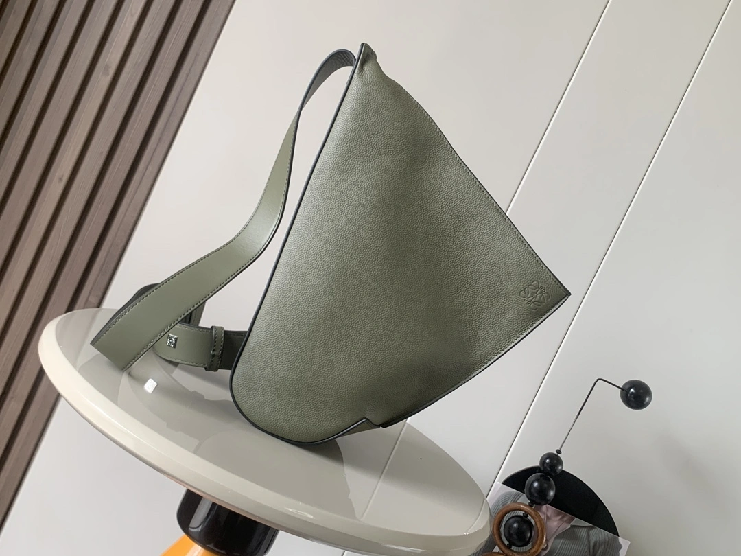 AllSeason Loewe Waist Chest Packs 71840