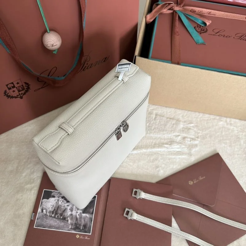 WellDesigned Loro Piana Backpacks 44082