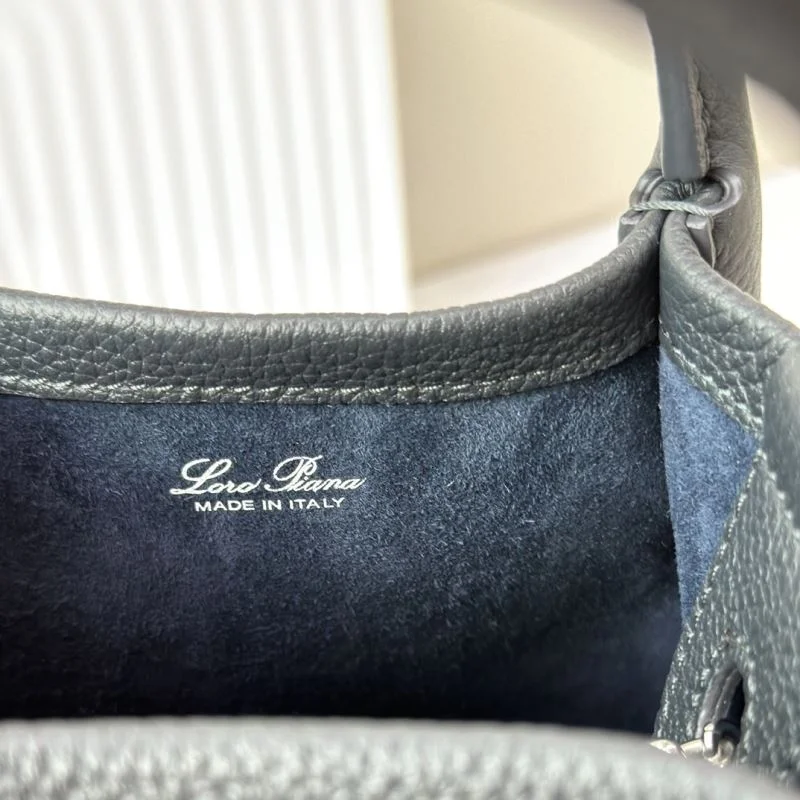 ComfortFit Loro Piana Bucket Bags 49404