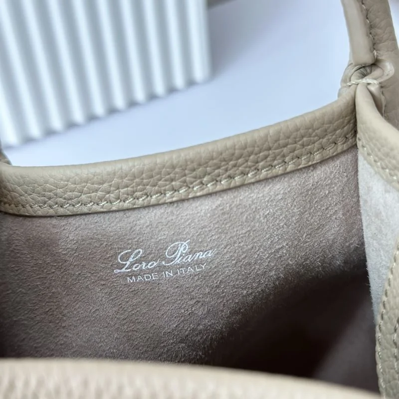 Casual Loro Piana Bucket Bags 49391