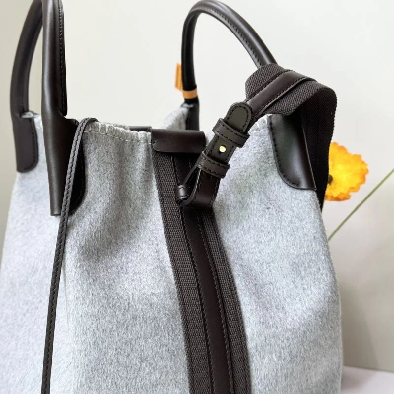 Sleek Loro Piana Bucket Bags 49421