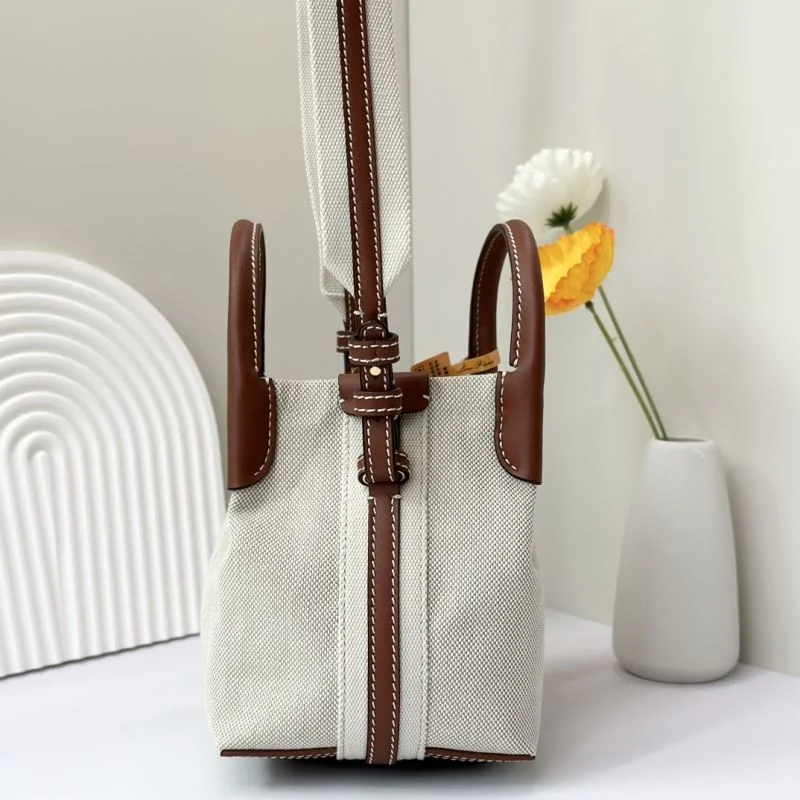 Supportive Loro Piana Bucket Bags 49424