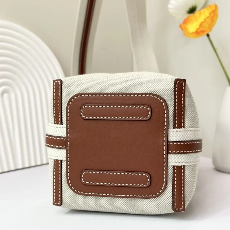 Supportive Loro Piana Bucket Bags 49424