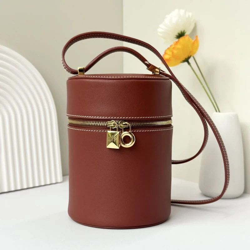 RelaxedFit Loro Piana Bucket Bags 44482