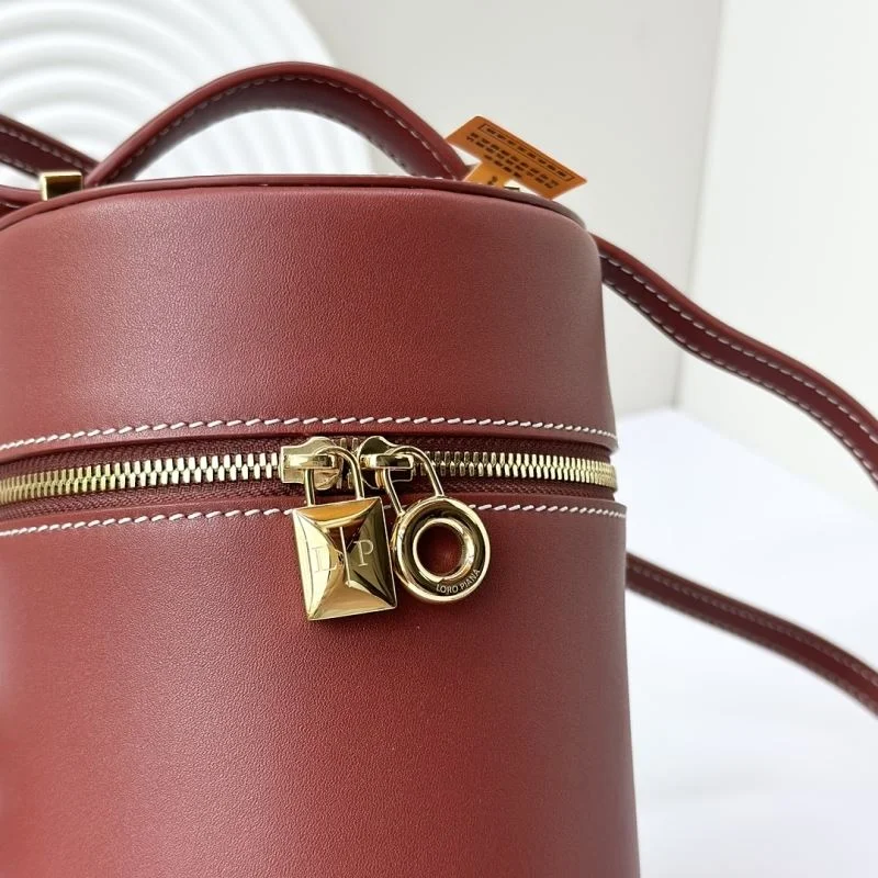 RelaxedFit Loro Piana Bucket Bags 44482