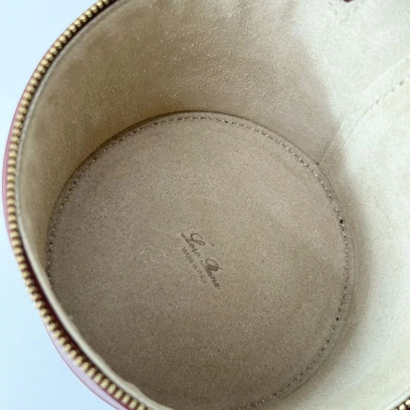 RelaxedFit Loro Piana Bucket Bags 44482