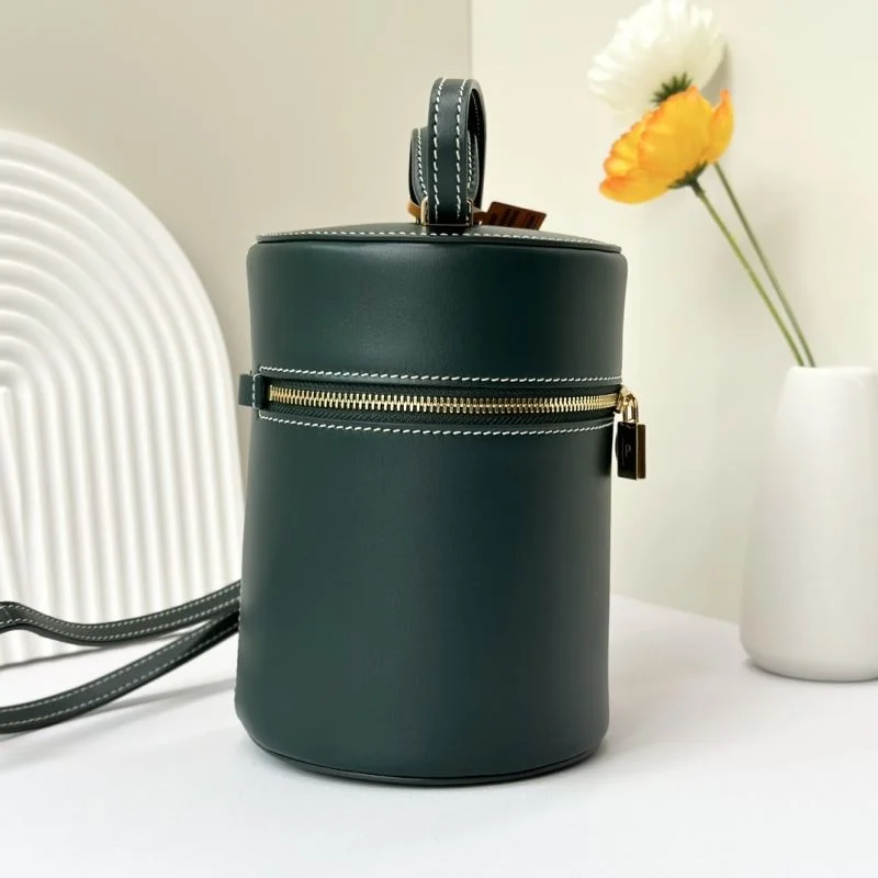 Loro Piana Bucket Bags Sleek 44467
