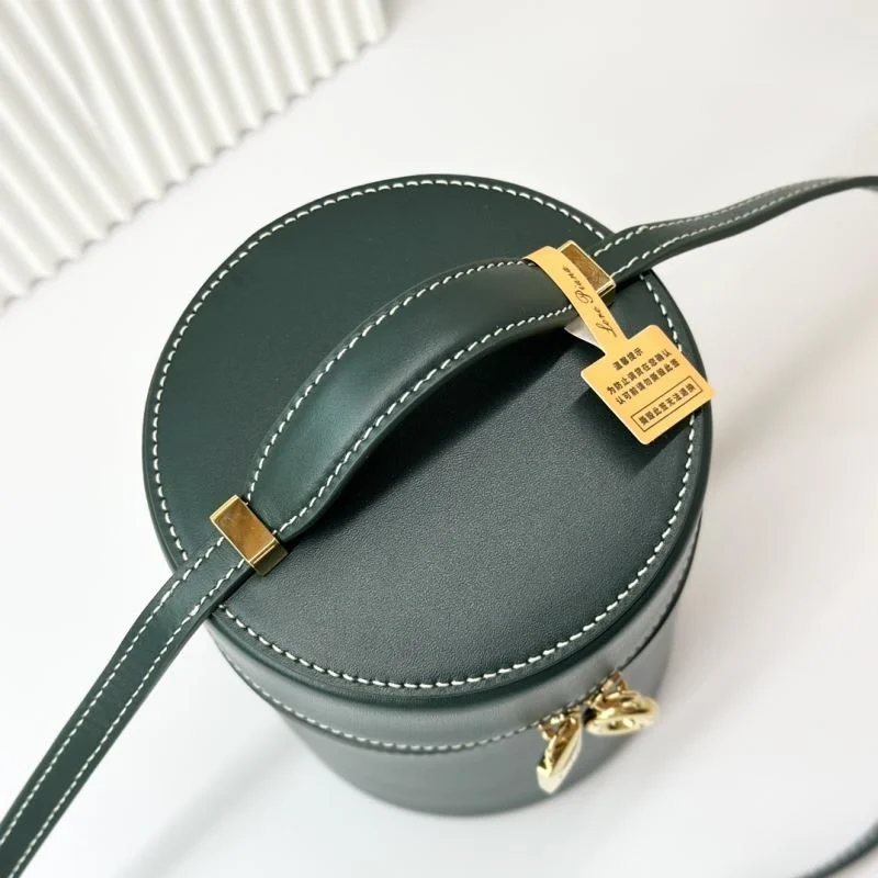 Loro Piana Bucket Bags Sleek 44467