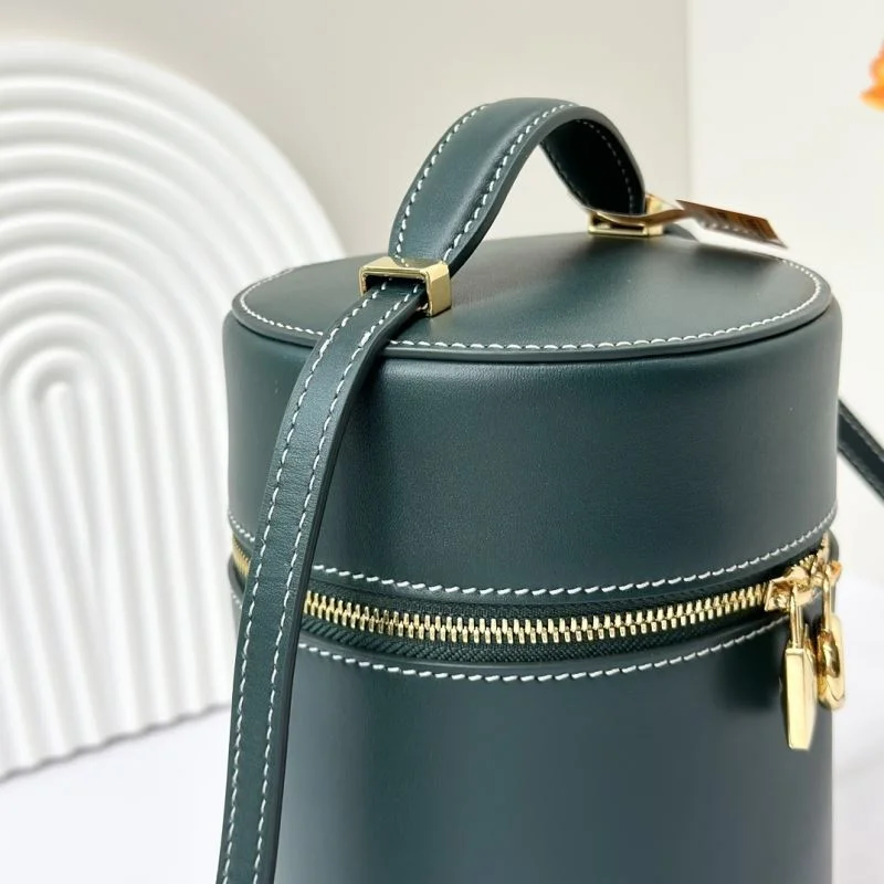 Loro Piana Bucket Bags Sleek 44467
