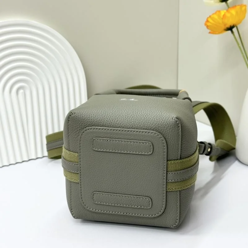 Loro Piana Bucket Bags Minimalist 44365