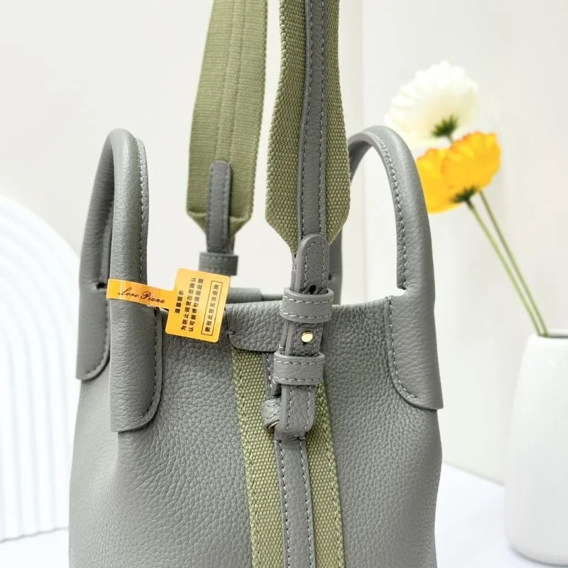 Loro Piana Bucket Bags Minimalist 44365