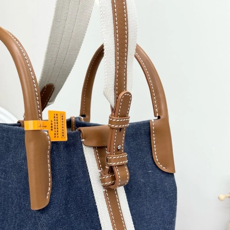 Sleek Loro Piana Bucket Bags 44356