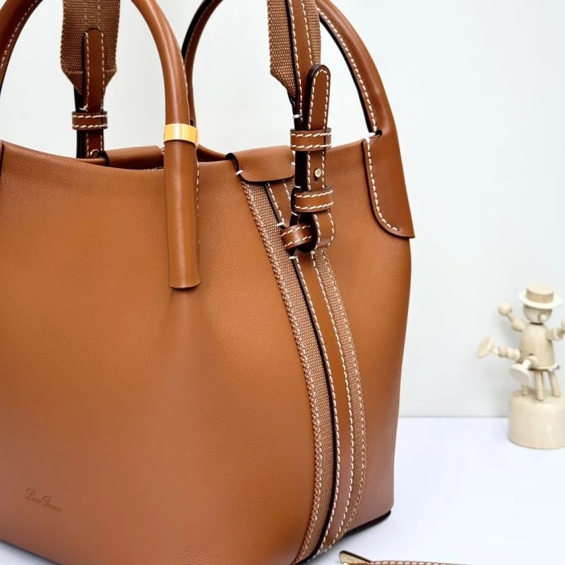 Lightweight Loro Piana Bucket Bags 44357