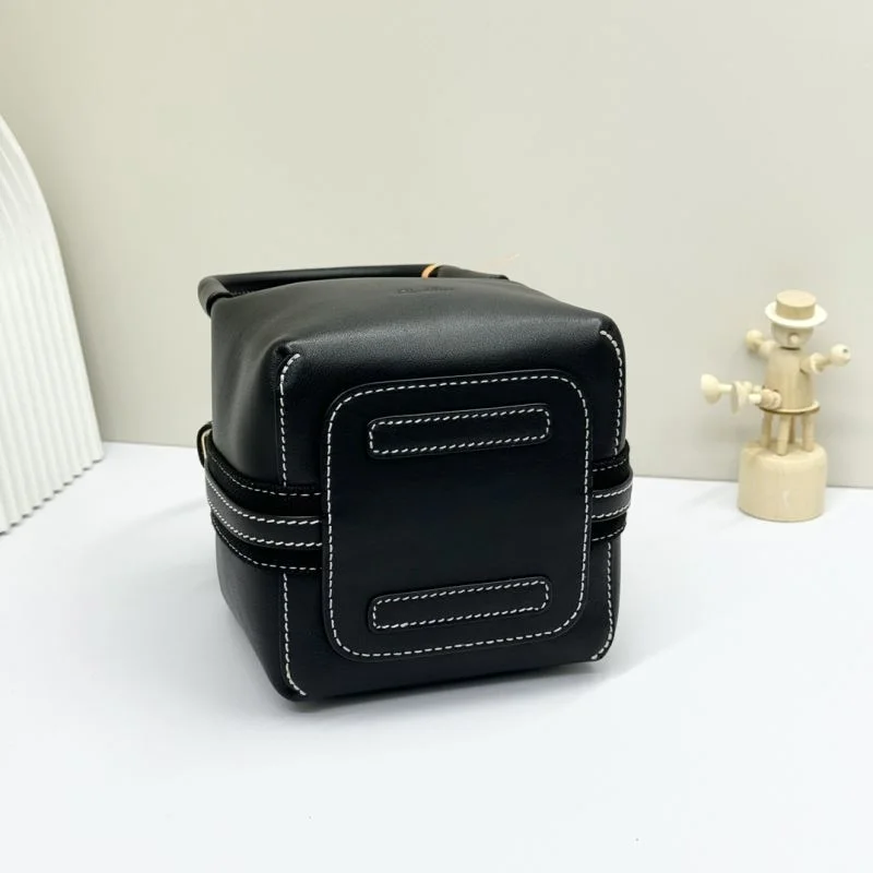 Loro Piana Bucket Bags TimelessDesign 44362