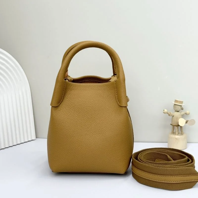 Comfortable Loro Piana Bucket Bags 44383