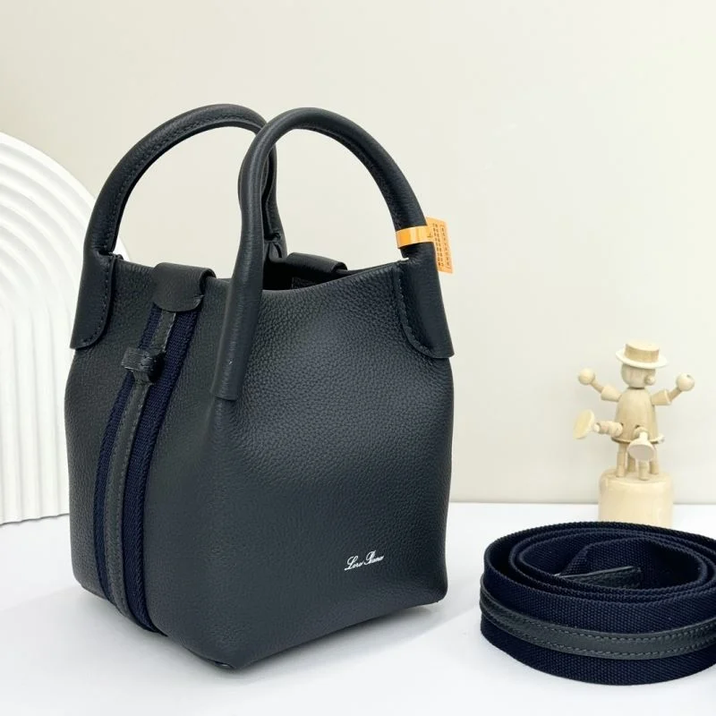 Loro Piana Bucket Bags Flexible 44382