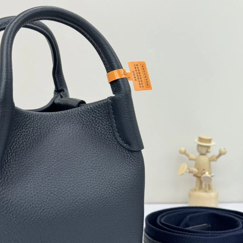 Loro Piana Bucket Bags Flexible 44382