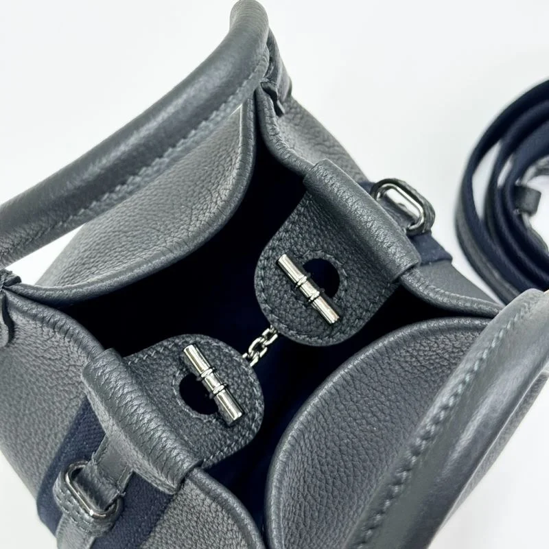 Loro Piana Bucket Bags Flexible 44382