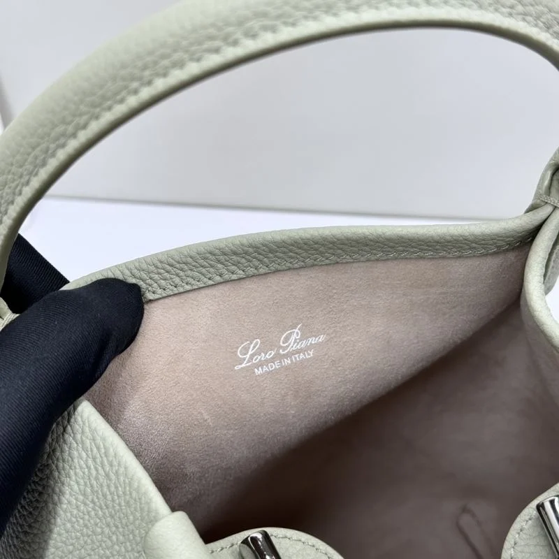 Loro Piana Bucket Bags Flexible 44336