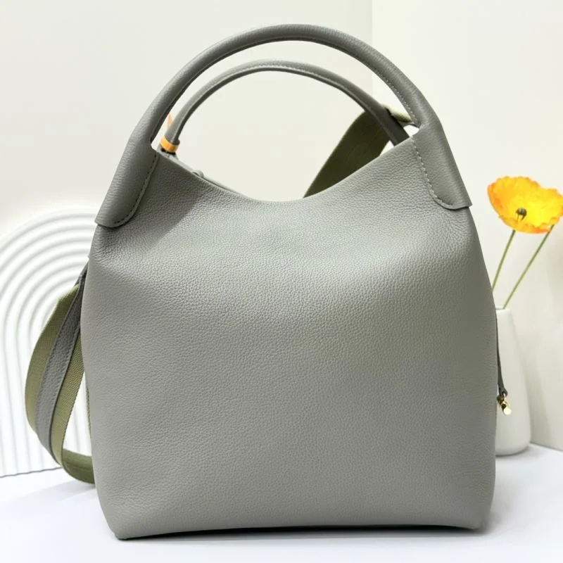 Loro Piana Bucket Bags Chic 44326