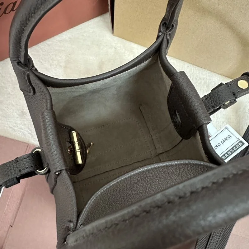 Loro Piana Bucket Bags Youthful 44106