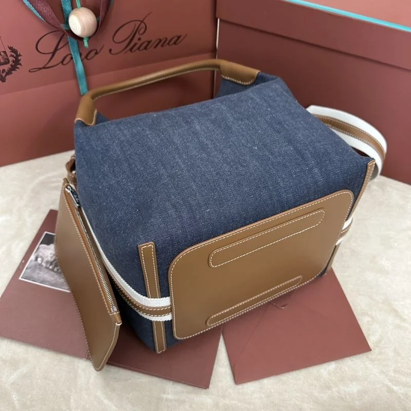 Loro Piana Bucket Bags WellDesigned 44043