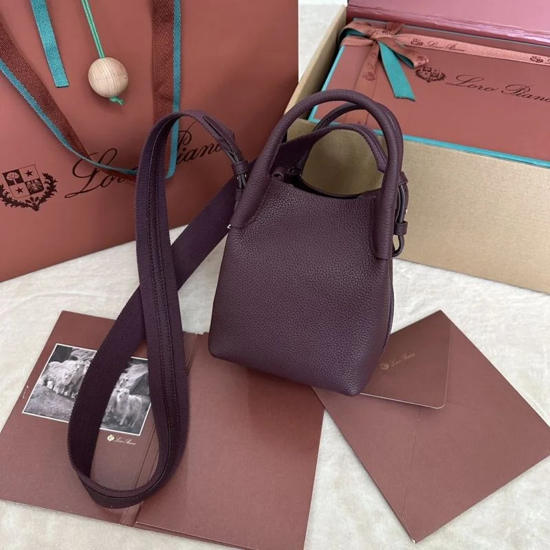 Breathable Loro Piana Bucket Bags 44041