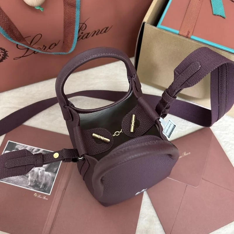 Breathable Loro Piana Bucket Bags 44041