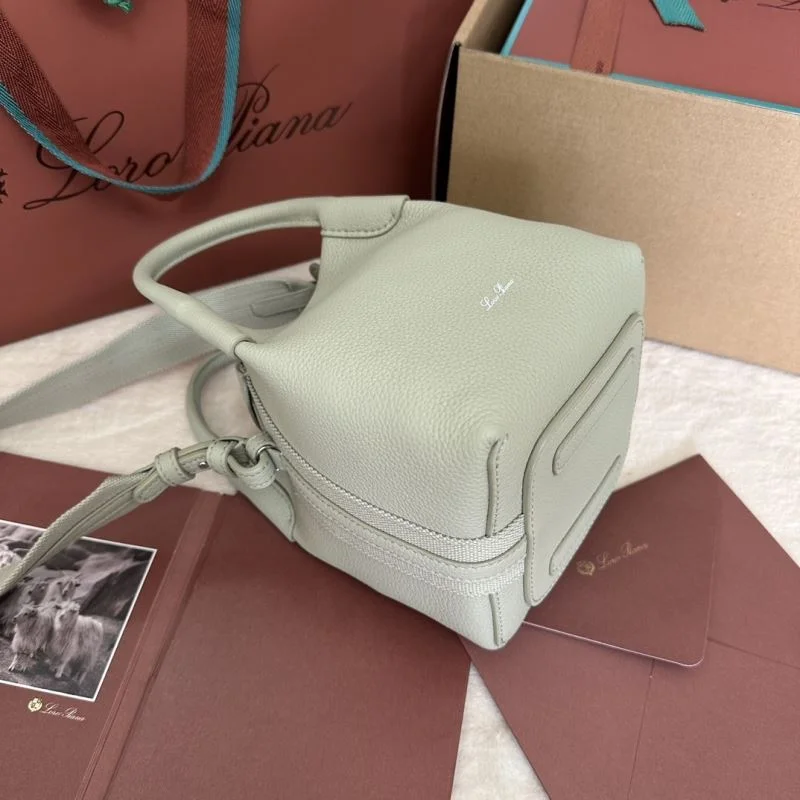 Loro Piana Bucket Bags Sporty 44042