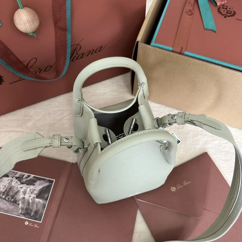 Loro Piana Bucket Bags Sporty 44042