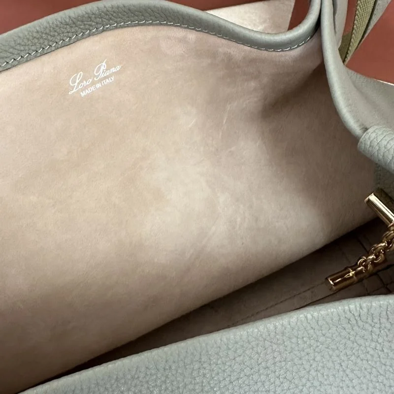 Sustainable Loro Piana Bucket Bags 44085