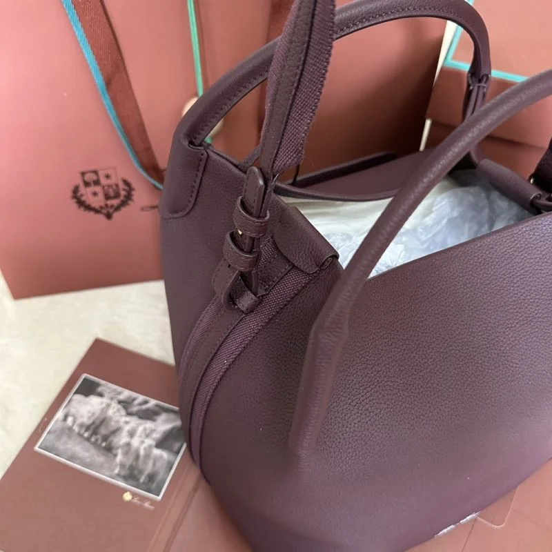 Sleek Loro Piana Bucket Bags 44077