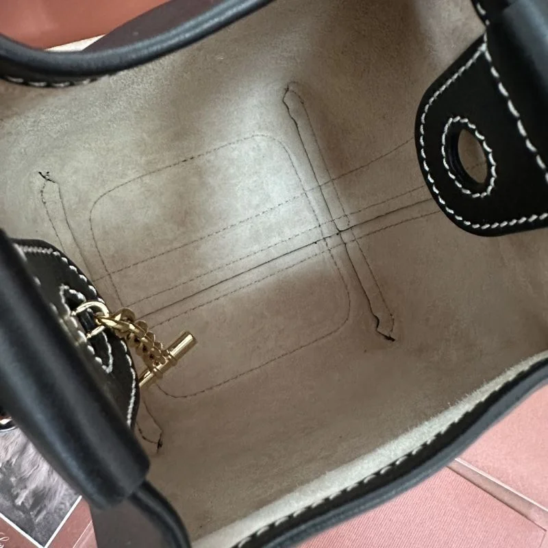 Sleek Loro Piana Bucket Bags 44034