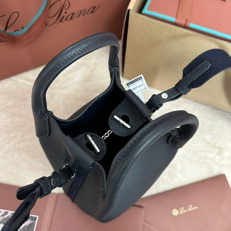 Sleek Loro Piana Bucket Bags 44029