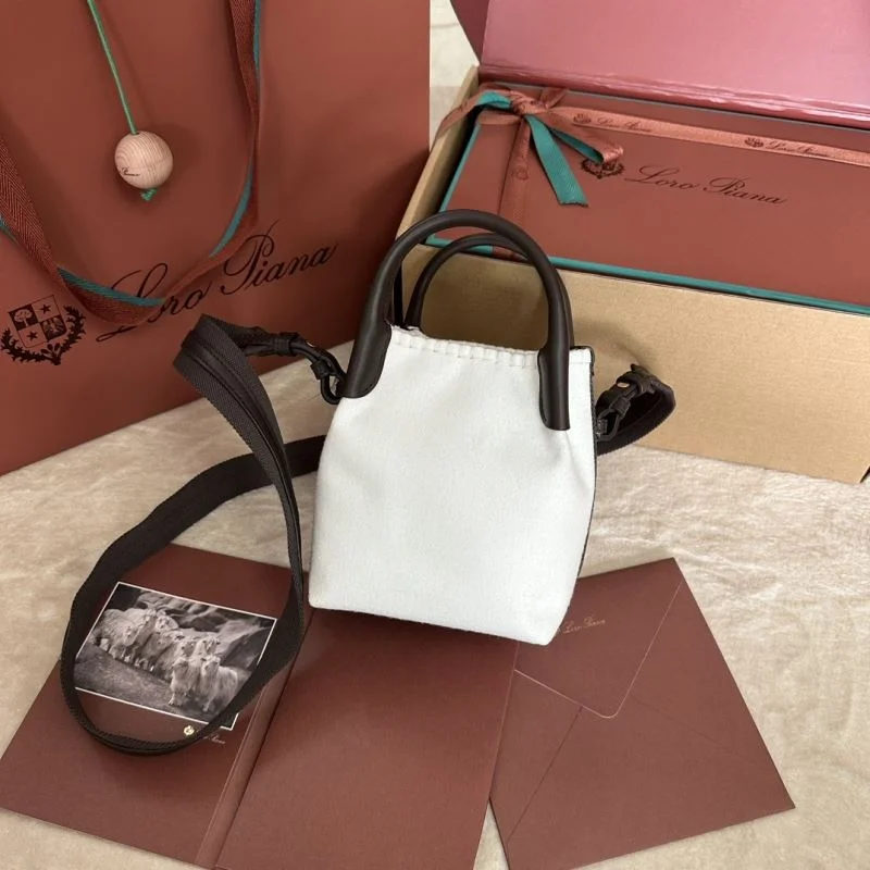 Loro Piana Bucket Bags Stretchable 44024