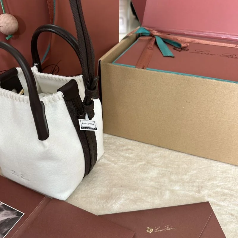 Loro Piana Bucket Bags Stretchable 44024