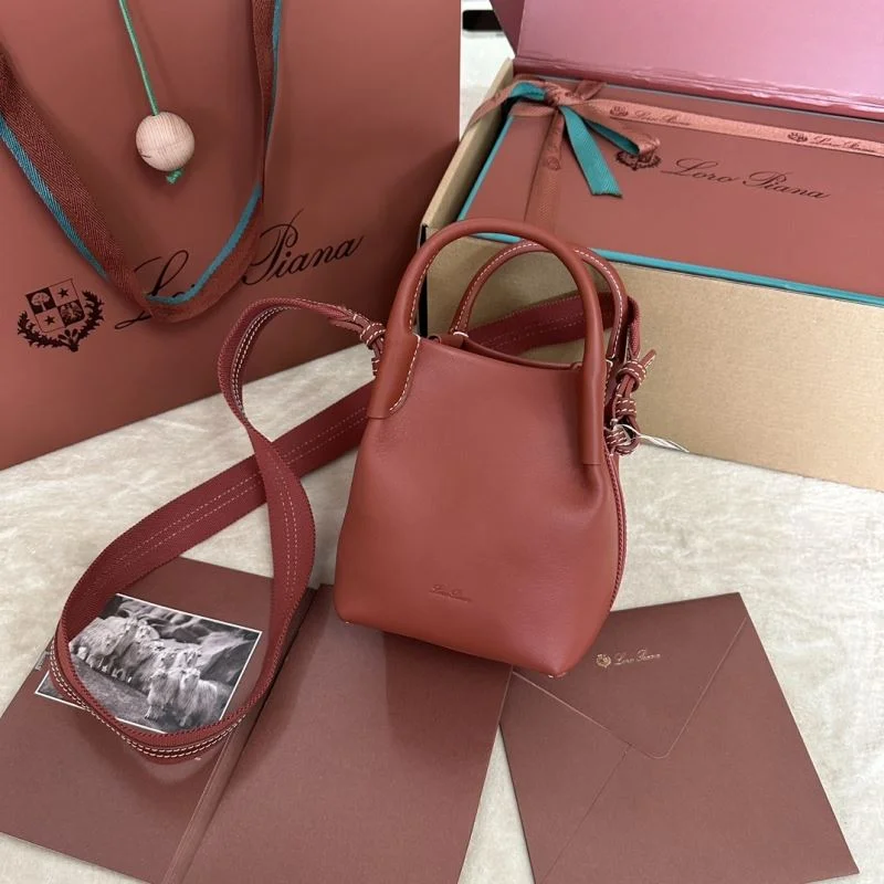 Loro Piana Bucket Bags Versatile 44027