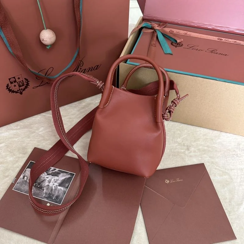 Loro Piana Bucket Bags Versatile 44027