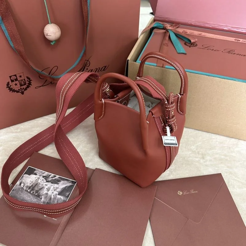 Loro Piana Bucket Bags Versatile 44027