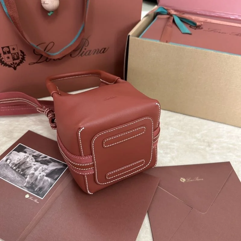 Loro Piana Bucket Bags Versatile 44027